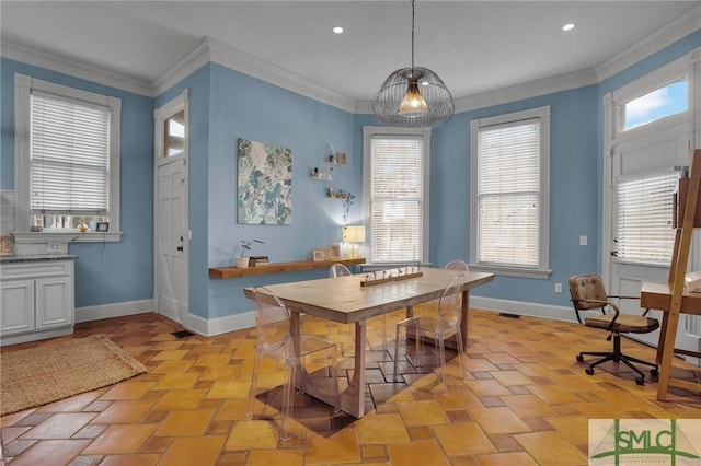 dining area with recessed lighting, baseboards, and ornamental molding