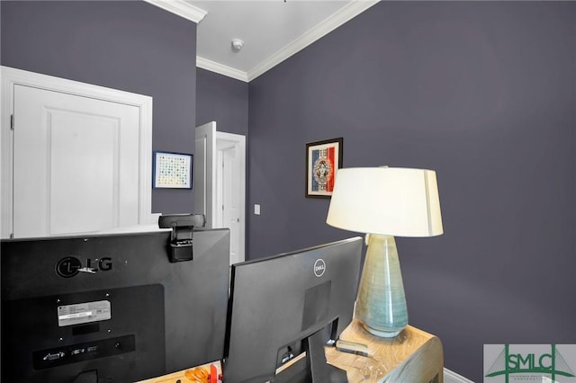 office area with crown molding