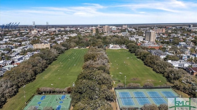 drone / aerial view with a view of city