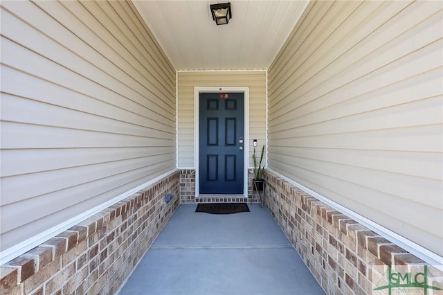 view of property entrance