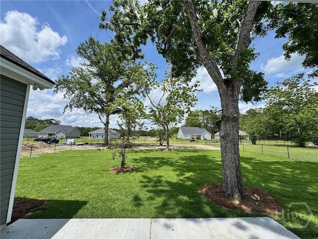 109 Ennis Rd, Pembroke, GA 31321 - view of yard