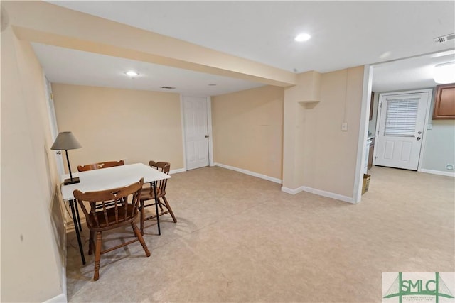 dining area with recessed lighting, visible vents, and baseboards