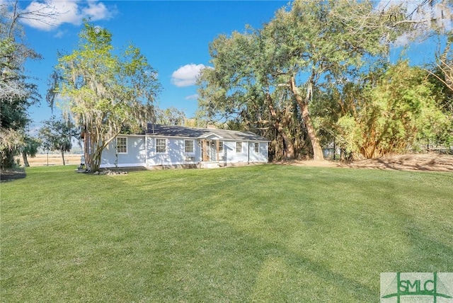 155 Burton Rd, Savannah, GA 31405 - view of grassy yard