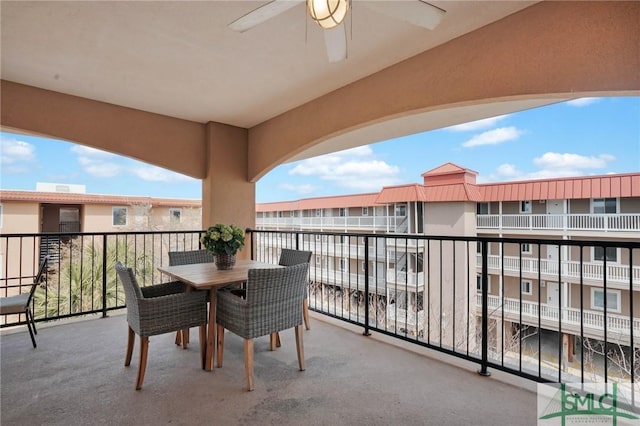 balcony with ceiling fan