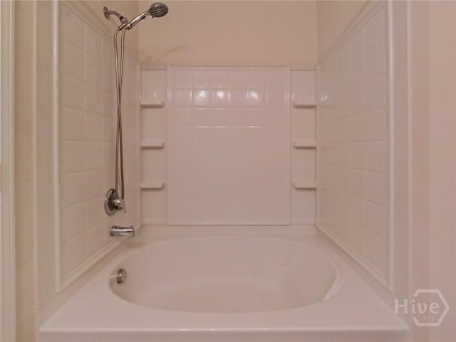 180 Kepler Loop, Richmond Hill, GA 31324 - bathroom featuring washtub / shower combination