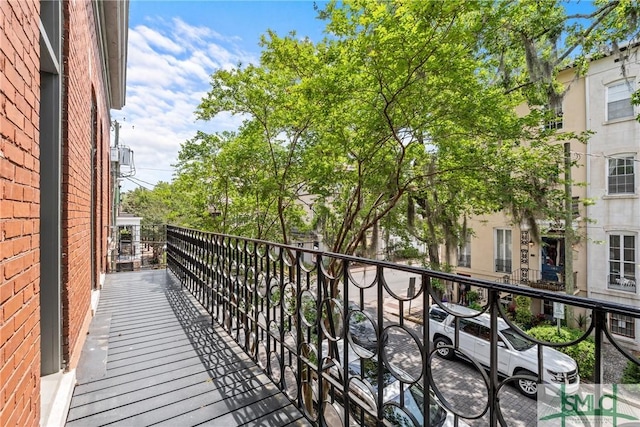 417 Whitaker St, Savannah, GA 31401 - view of balcony