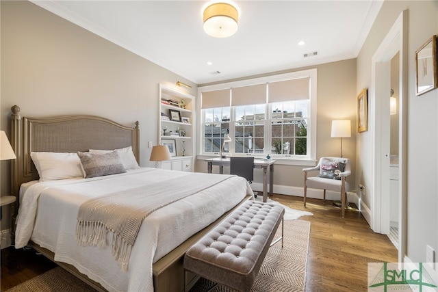 5091/2 Tattnall St, Savannah, GA 31401 - bedroom with visible vents, crown molding, baseboards, wood finished floors, and recessed lighting
