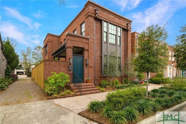 5091/2 Tattnall St, Savannah, GA 31401 - view of front of property featuring brick siding