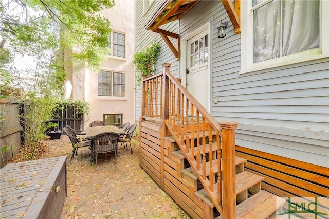 909 Howard St, Savannah, GA 31401 - deck featuring a patio area, outdoor dining area, and fence