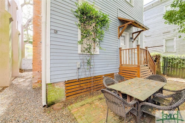 909 Howard St, Savannah, GA 31401 - view of patio / terrace with outdoor dining area and fence