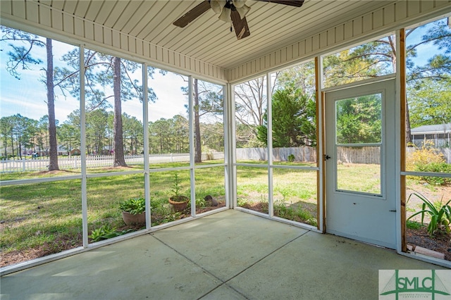 402 Walthour Dr, Rincon, GA 31326 - unfurnished sunroom featuring ceiling fan