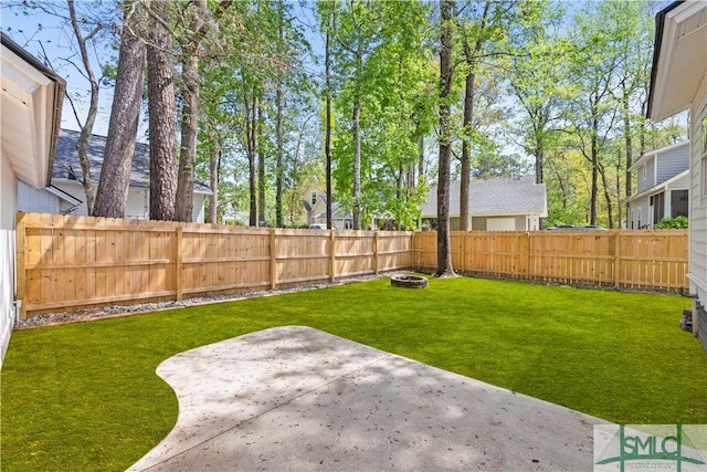 90 Cottage Ct, Richmond Hill, GA 31324 - view of yard with a patio and a fenced backyard
