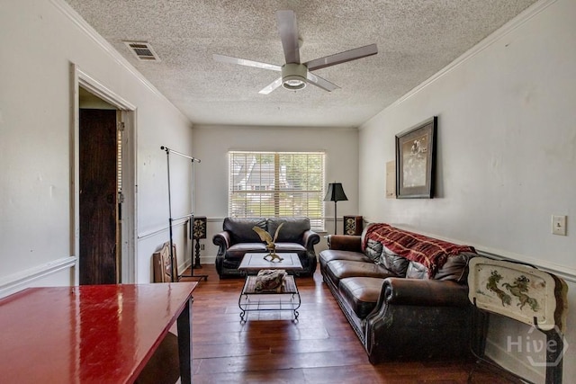 130 N Leeds Gate Rd, Savannah, GA 31406 - living area with a textured ceiling, hardwood / wood-style flooring, a ceiling fan, and ornamental molding