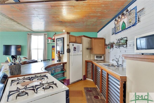 1321 Jefferson St, Savannah, GA 31401 - photo 11