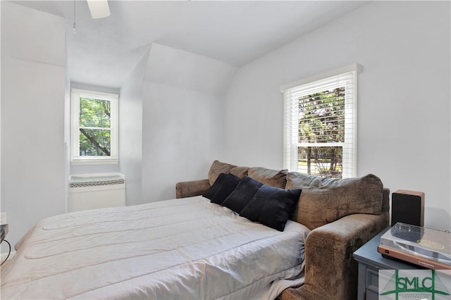5 Wigmore Cir, Savannah, GA 31410 - bedroom with lofted ceiling