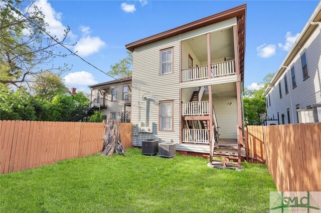 319 E Waldburg St, Savannah, GA 31401 - photo 32