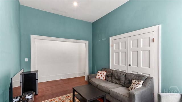 319 E Waldburg St, Savannah, GA 31401 - photo 11