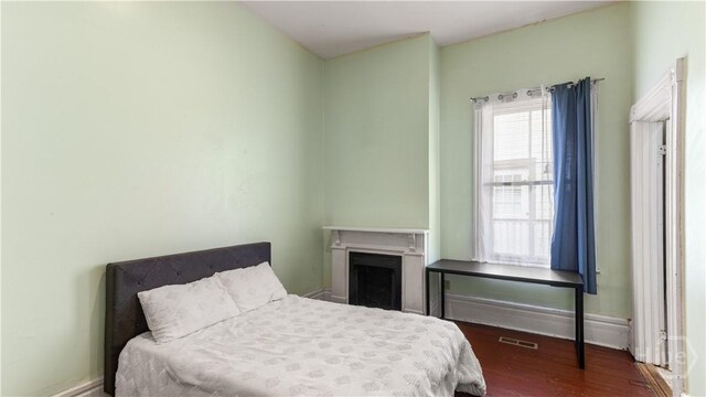 319 E Waldburg St, Savannah, GA 31401 - photo 12