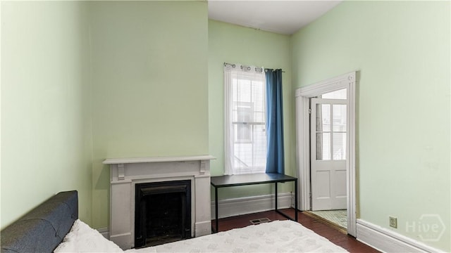 319 E Waldburg St, Savannah, GA 31401 - photo 14