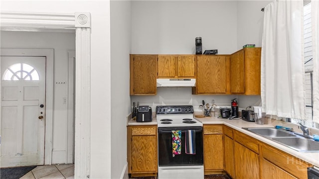 319 E Waldburg St, Savannah, GA 31401 - photo 16