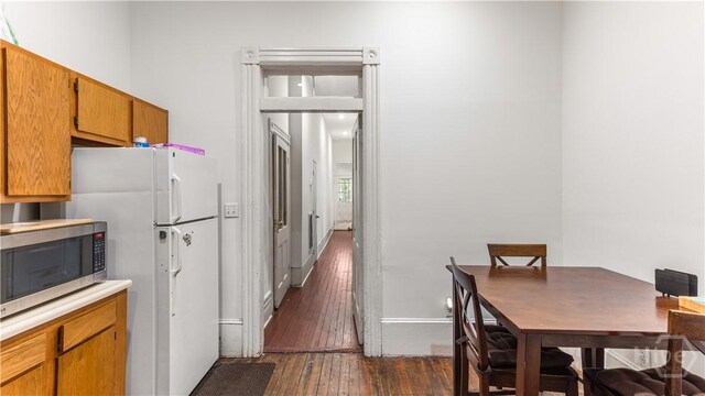 319 E Waldburg St, Savannah, GA 31401 - photo 17
