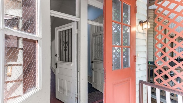 319 E Waldburg St, Savannah, GA 31401 - photo 2