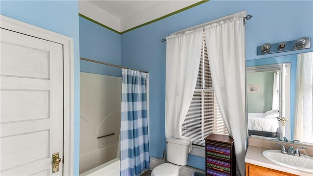 319 E Waldburg St, Savannah, GA 31401 - photo 27