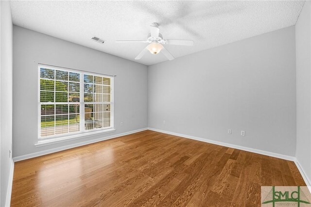 8 Falkland Ave, Savannah, GA 31407 - photo 17