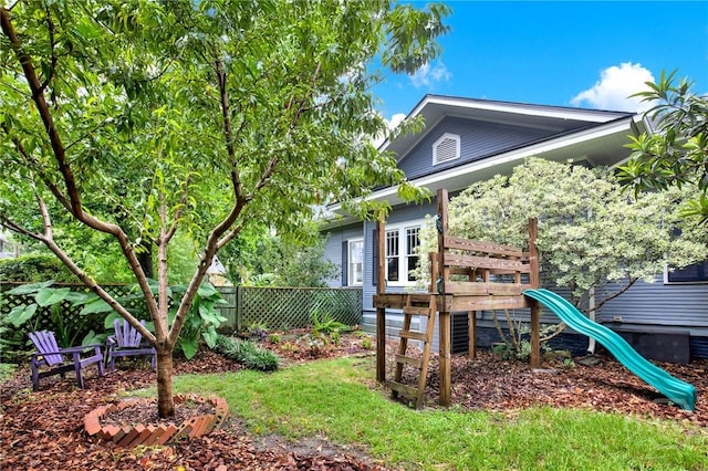 128 E 48th St, Savannah, GA 31405 - view of jungle gym
