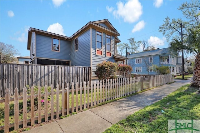 836 E Park Ave, Savannah, GA 31401 - view of side of home