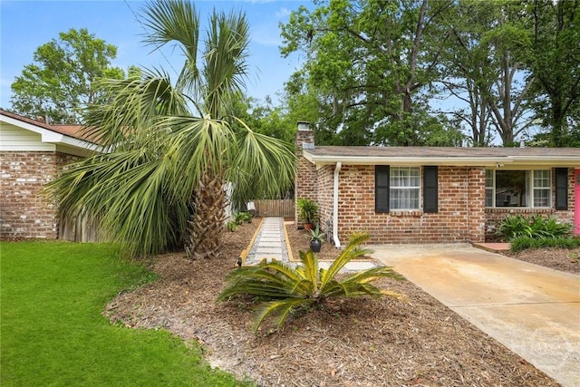 512 Winwood Pl, Savannah, GA 31419 - view of grassy yard with concrete driveway