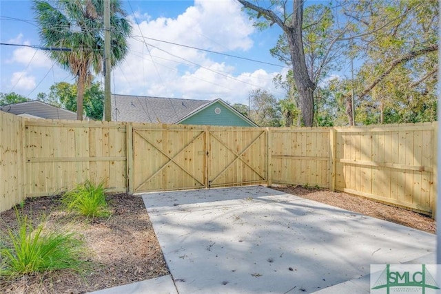 1203 E Bolton St, Savannah, GA 31404 - view of patio / terrace featuring a fenced backyard and a gate