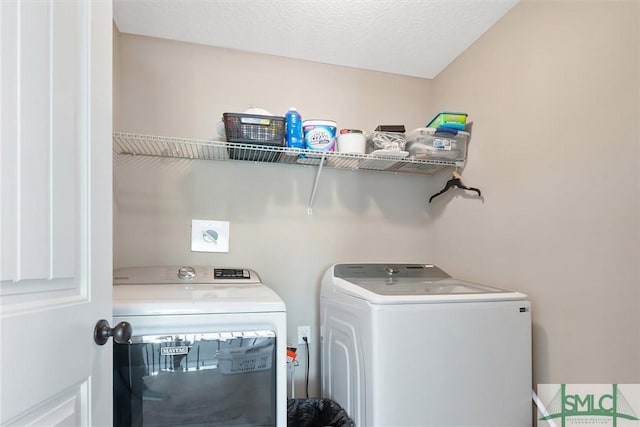 530 Briarcrest Dr NE, Ludowici, GA 31316 - laundry area featuring washing machine and clothes dryer and laundry area