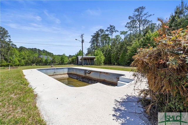 1173 Ga Highway 21 N, Springfield, GA 31329 - view of pool featuring a patio and an empty pool