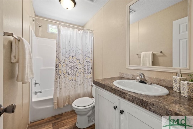 1173 Ga Highway 21 N, Springfield, GA 31329 - full bathroom with toilet, vanity, shower / bath combination with curtain, and wood finished floors