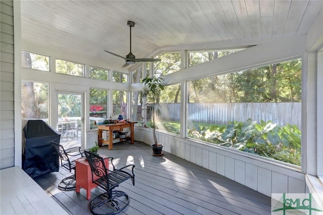 8 Baker Dr, Savannah, GA 31410 - sunroom with ceiling fan