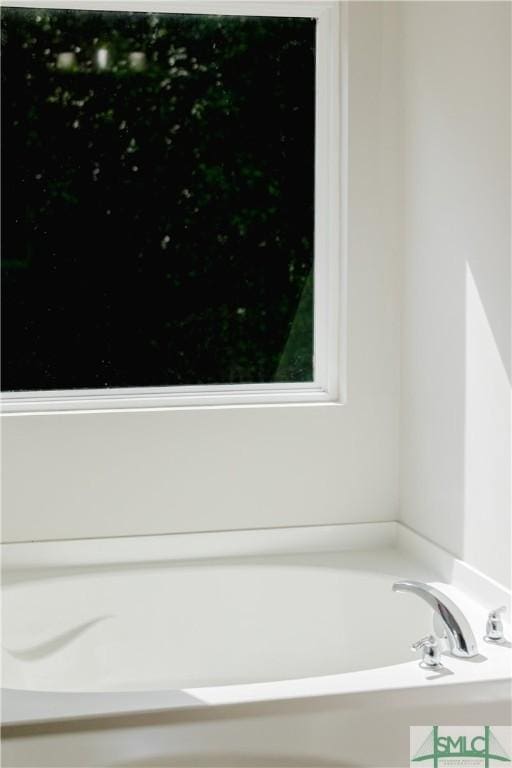 154 Hamilton Grove Dr, Pooler, GA 31322 - full bath featuring a bath