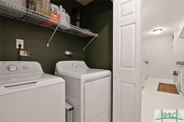 401 N Cromwell Rd Unit P-5, Savannah, GA 31410 - washroom featuring laundry area and washing machine and clothes dryer