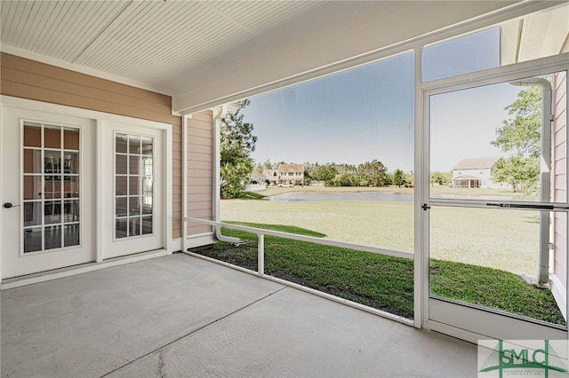 23 Olde Gate Ct, Pooler, GA 31322 - unfurnished sunroom featuring a water view