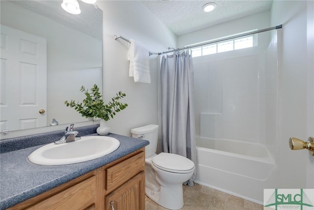 133 Ridgewood Cir, Rincon, GA 31326 - full bath featuring vanity, toilet, a textured ceiling, and shower / bath combination with curtain