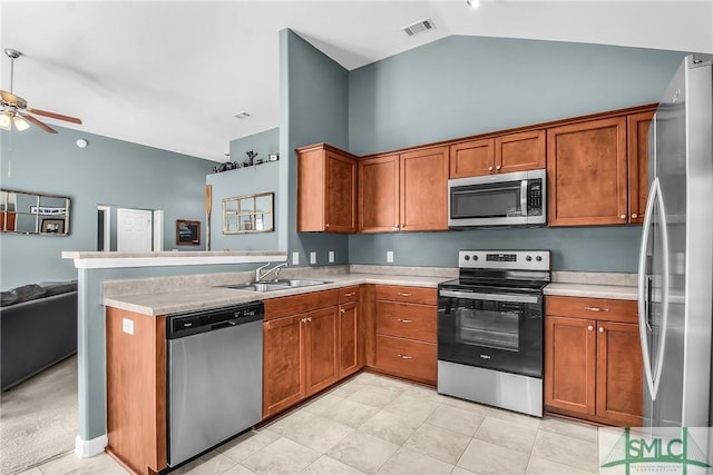 169 Nandina Way, Pooler, GA 31322 - kitchen featuring a sink, light countertops, stainless steel appliances, a ceiling fan, and visible vents