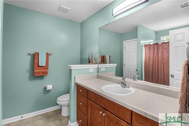 169 Nandina Way, Pooler, GA 31322 - bathroom with toilet, baseboards, visible vents, and vanity