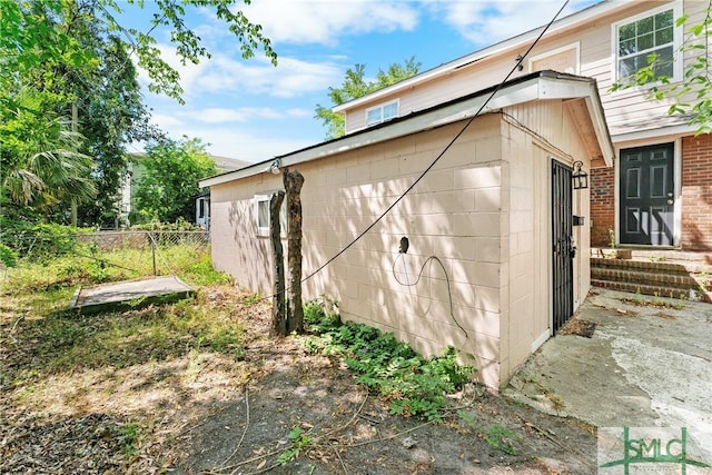 1145 Graydon St, Savannah, GA 31404 - view of outdoor structure with fence and entry steps