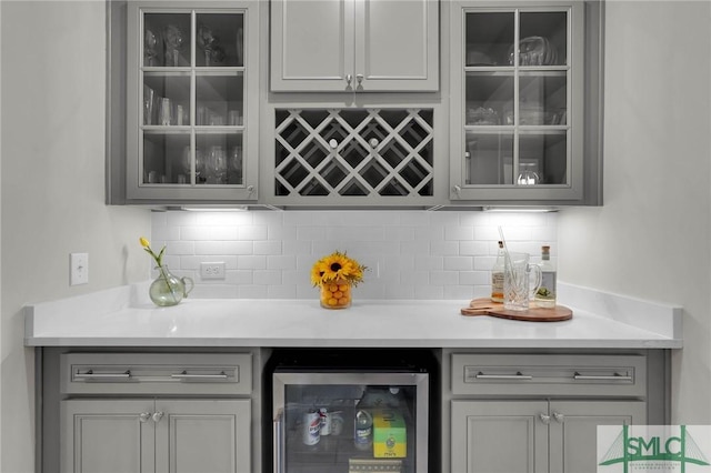 130 Canter Ct, Savannah, GA 31406 - indoor dry bar with beverage cooler and decorative backsplash
