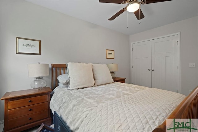 bedroom featuring a closet and a ceiling fan