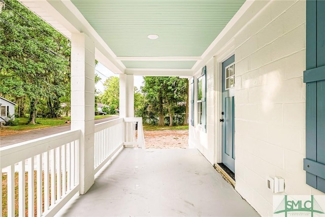view of patio featuring covered porch