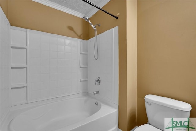 bathroom featuring crown molding, toilet, a textured ceiling, and washtub / shower combination