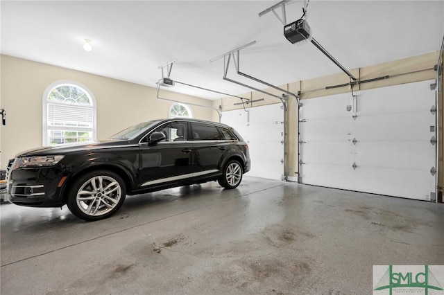5 Lazy Hammock Ct, Savannah, GA 31419 - garage featuring a garage door opener