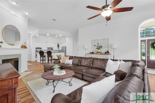 5 Lazy Hammock Ct, Savannah, GA 31419 - living room with visible vents, ornamental molding, light wood-style floors, ceiling fan, and recessed lighting