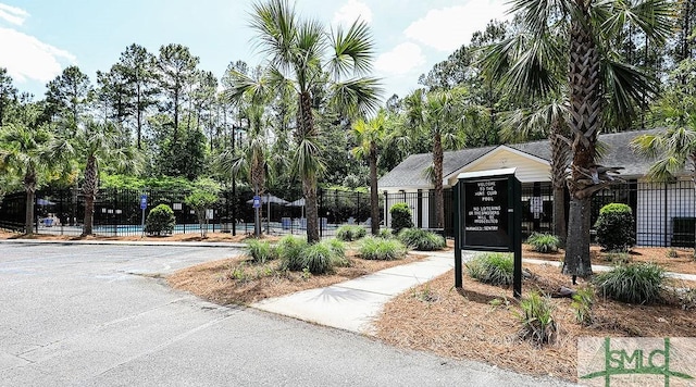 166 Benelli Dr, Pooler, GA 31322 - surrounding community with uncovered parking and fence